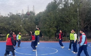 霍山哪学足球的人多，霍山有哪些体育馆